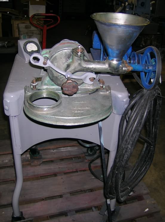 BANTAM Mikropulverizer Model 65J1940,